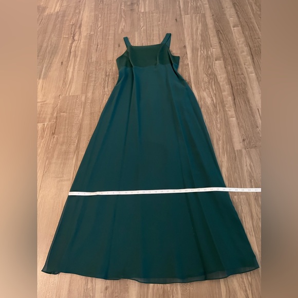 Green dress, Size 4 Petite. Never worn. - Picture 7 of 10